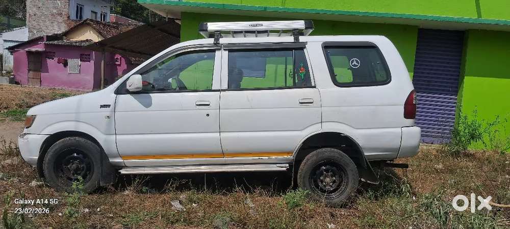 Chevrolet Tavera Neo 2016