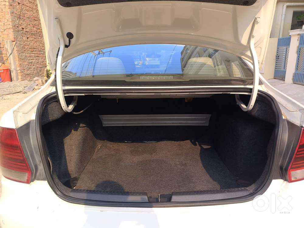 Volkswagen Vento 1.5l Tdi Highline Plus At Diesel, 2016, Diesel