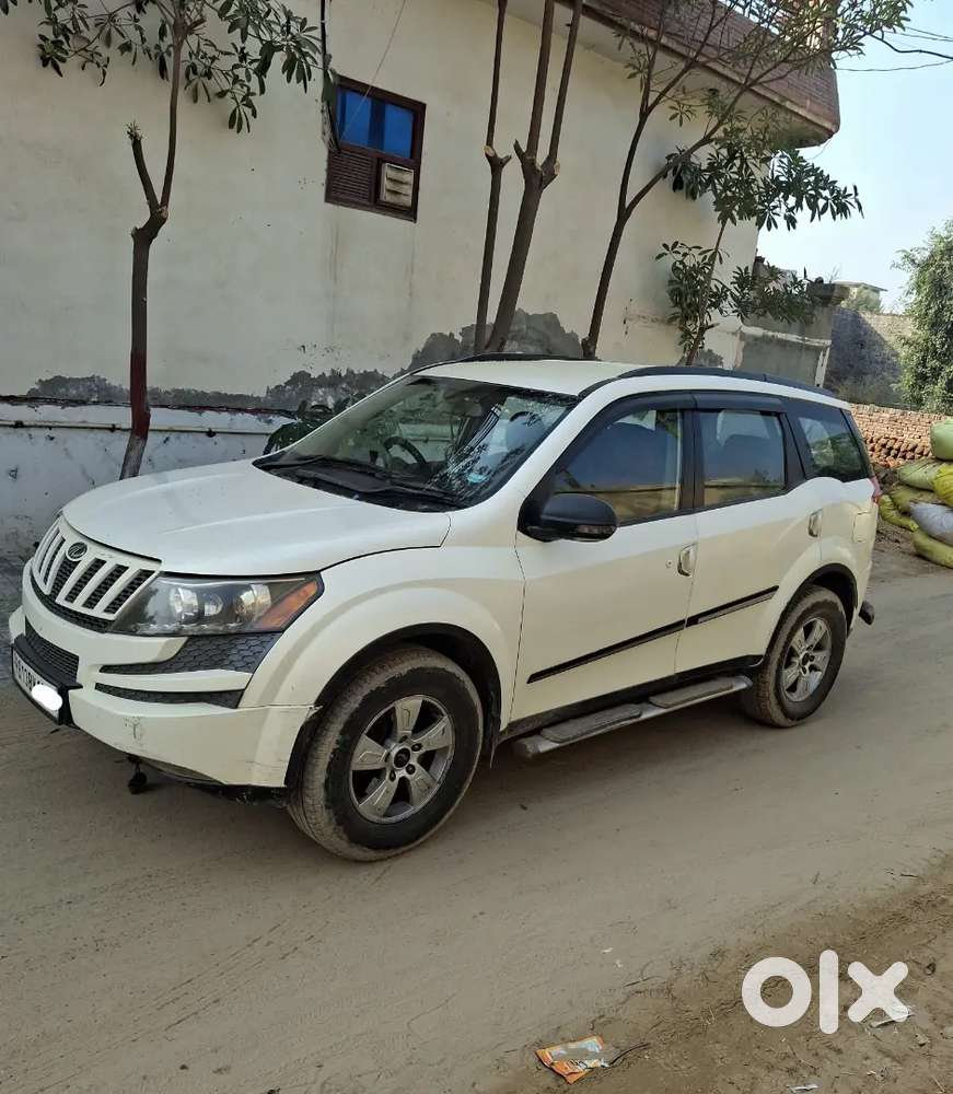 Mahindra Xuv500 2013 Diesel 102500 Km Driven