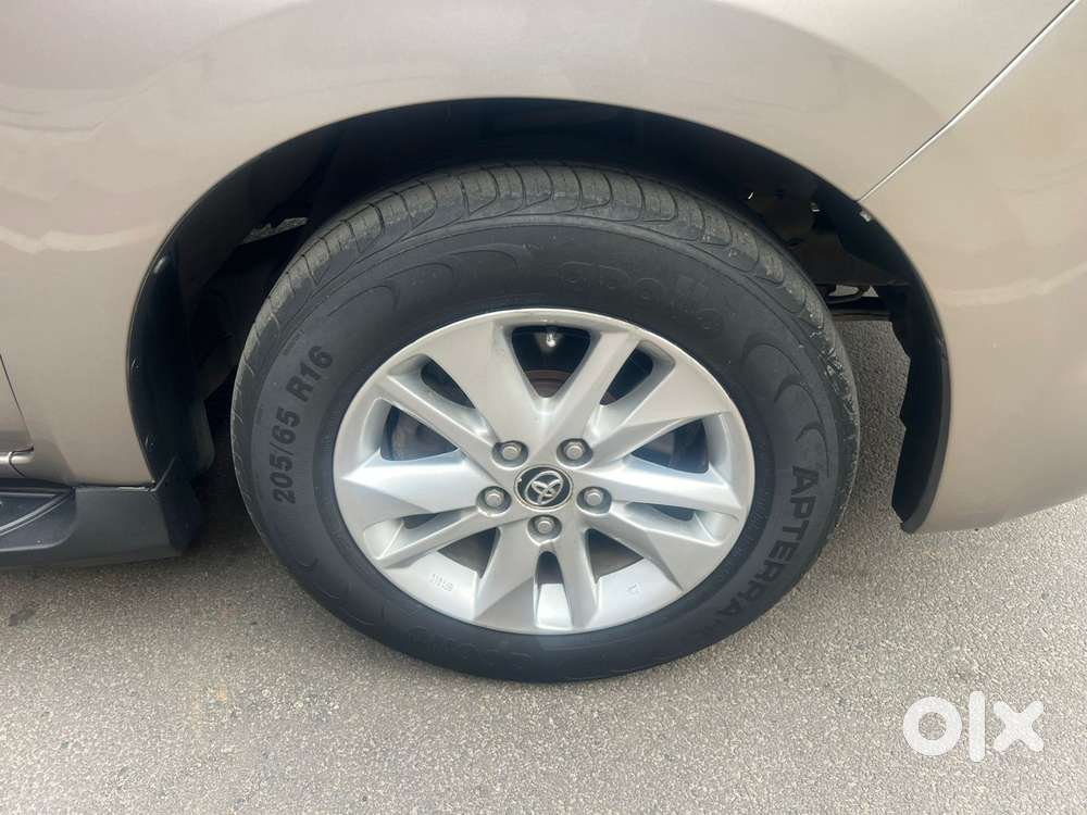 Toyota Innova Crysta 2.4 G Mt 7 Str, 2019, Diesel