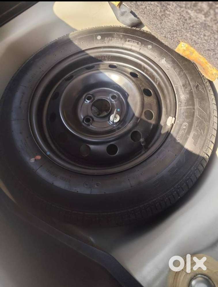 Maruti Suzuki Swift Vxi + Manual, 2015, Petrol