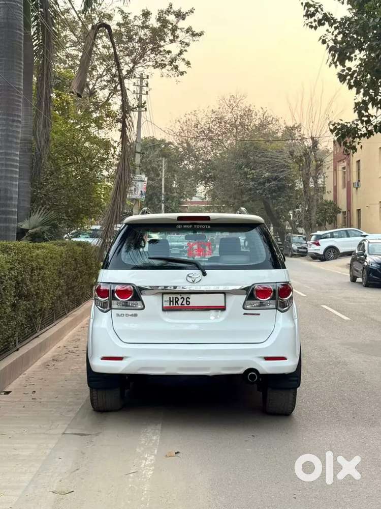 Toyota Fortuner Legender 2017 Diesel 145000 Km Driven