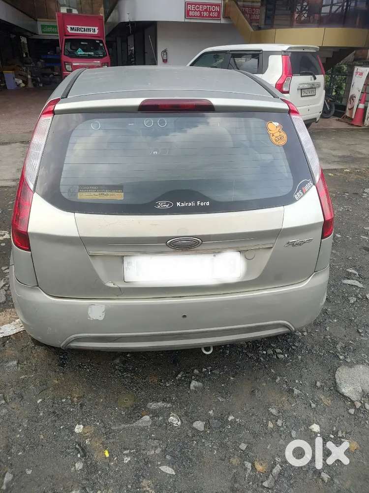 Ford Figo 1.2 Trend Petrol 2012