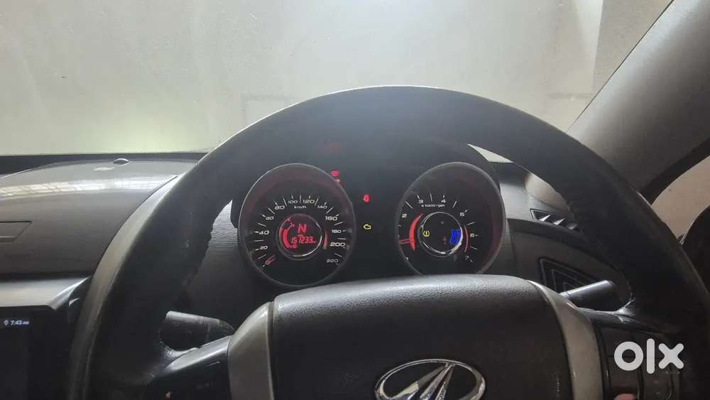 Mahindra Xuv500 2015 Diesel 1st Owner