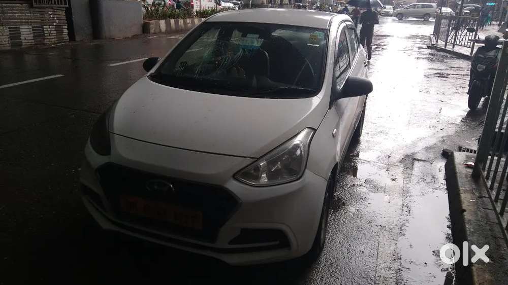 Hyundai Xcent 2021 Diesel 230000 Km Driven
