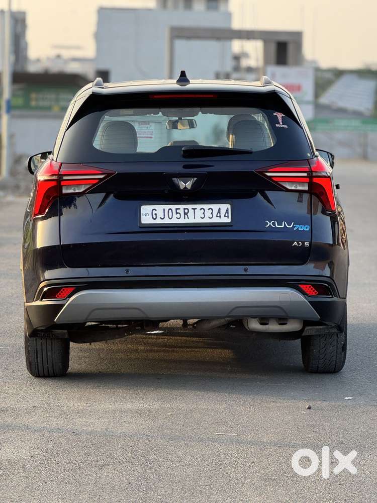 Mahindra Xuv700 Ax 5 Petrol Mt Str (e), 2022, Petrol