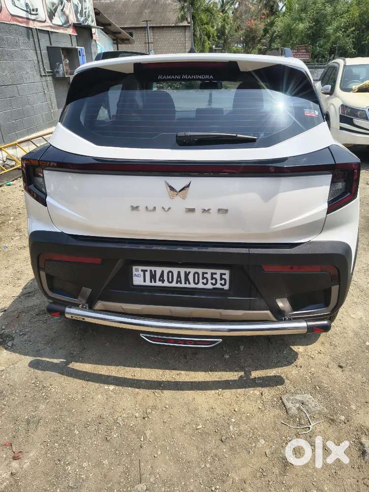 Mahindra Xuv 3xo 2025 Petrol 4700 Km Driven