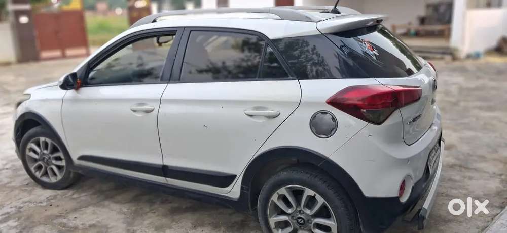 Hyundai I20 Active | 32000 Km | S| Excellent Condition