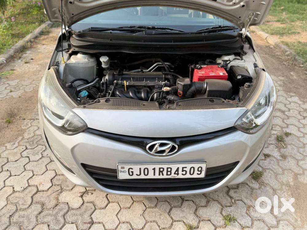 Hyundai I20 2012-2014 Sportz At 1.4, 2013, Petrol