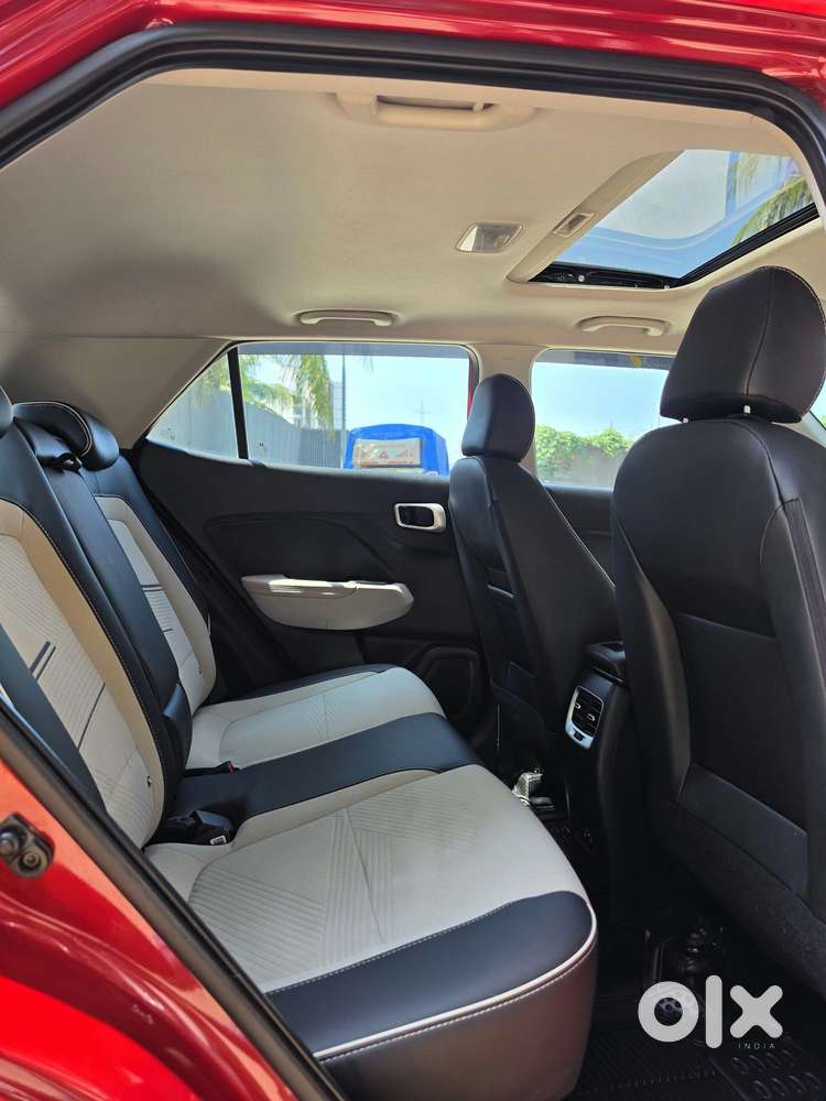 Hyundai Venue 1.0 Sx (o) Turbo Dct, 2023, Petrol