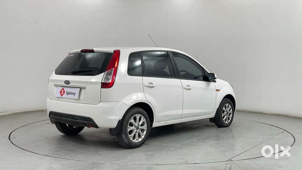 Ford Figo 1.2 Duratec Petrol Titanium, 2014, Petrol