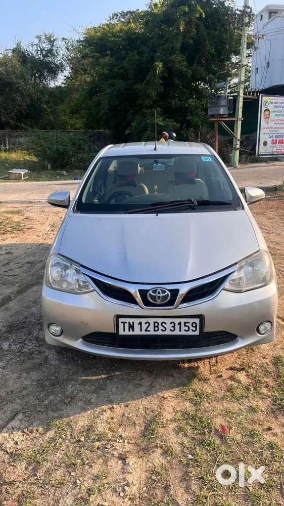 Toyota Etios 1.5 G 2013 Pure Petrol Genuine Service