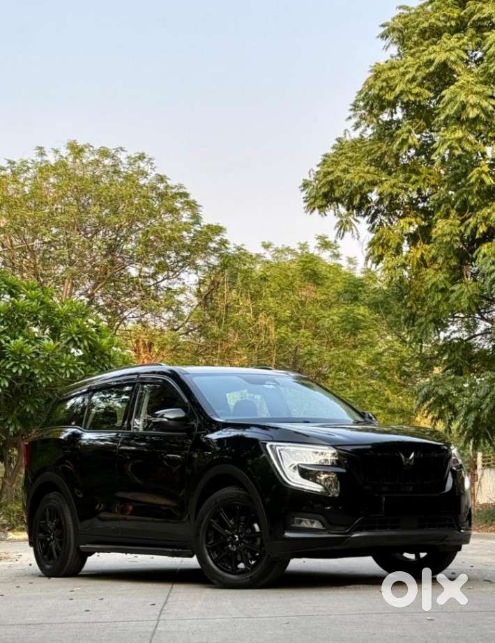 Mahindra Xuv700 2.2 Ax 7 Diesel At Luxury Pack Str, 2025, Diesel