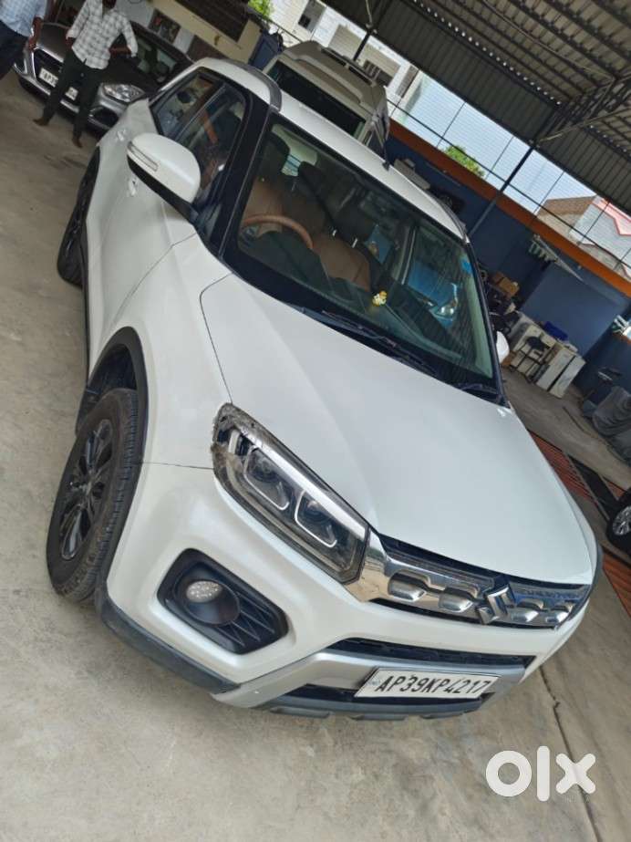 Maruti Suzuki Brezza 1.5 Zxi Smart Hybrid, 2021, Petrol