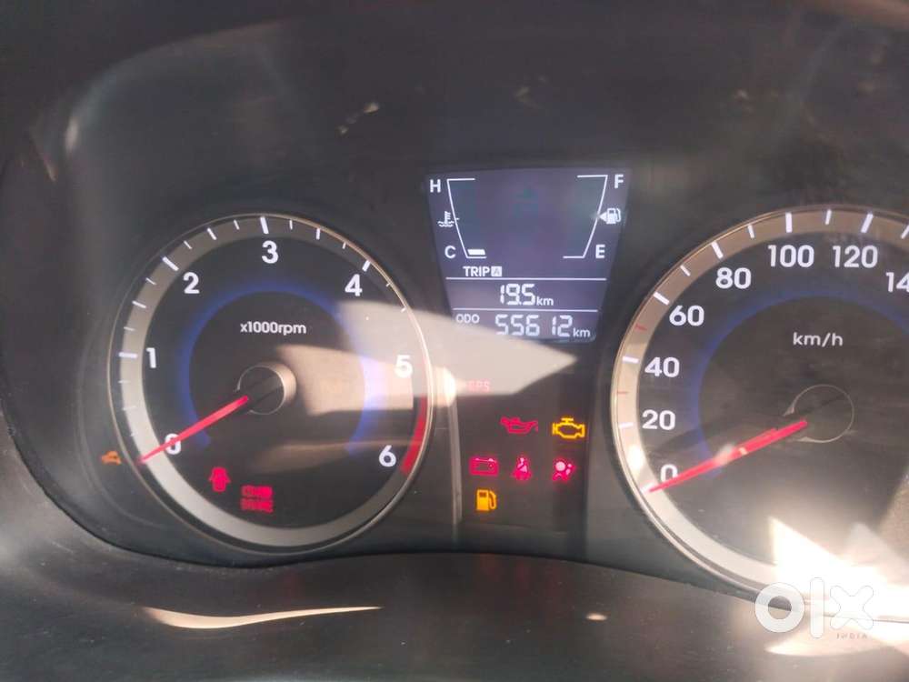 Hyundai Verna Fluidic 1.6 Crdi Sx, 2015, Diesel