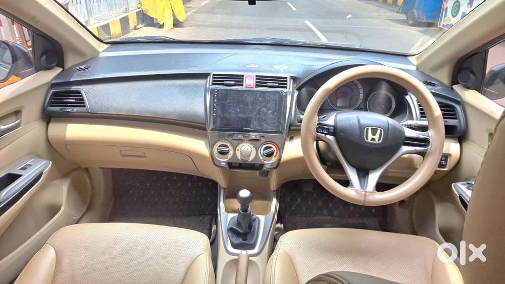 Honda City 1.5 E Mt, 2011, Petrol