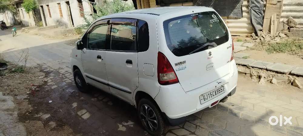 Maruti Suzuki Zen Estilo 2010