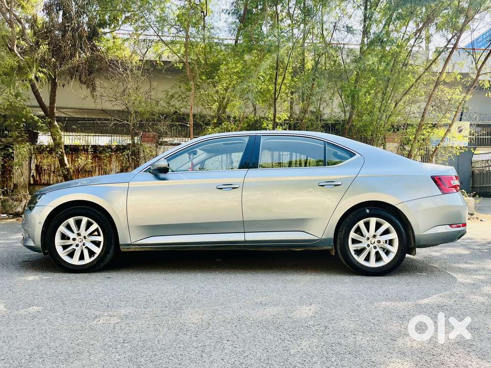 Skoda Superb Lk 1.8 Tsi At, 2019, Petrol