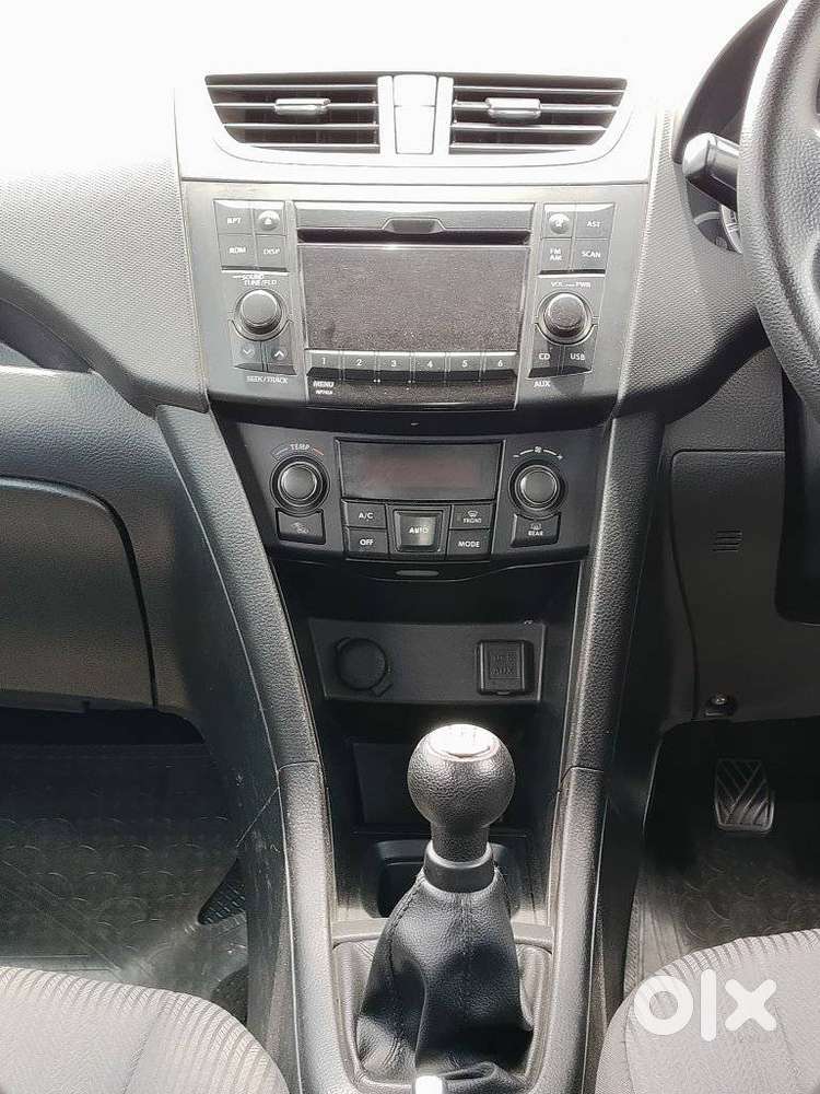 Maruti Suzuki Swift Vvt Zxi, 2012, Petrol