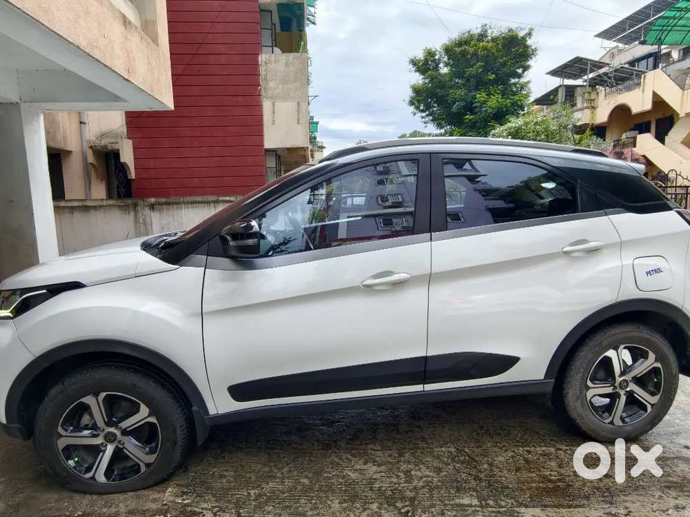 Tata Nexon 1.2 Xz Plus Dual Tone (o)