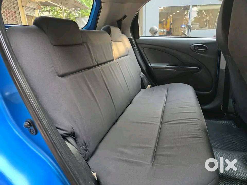 Toyota Etios Liva 2011-2012 G, 2012, Petrol