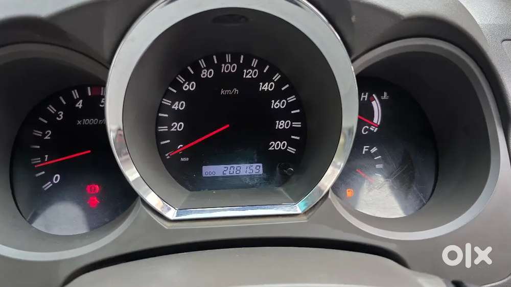 Fortuner 4×4 In Excellent Condition Only 2 Lakhs Ten Thousand Driven