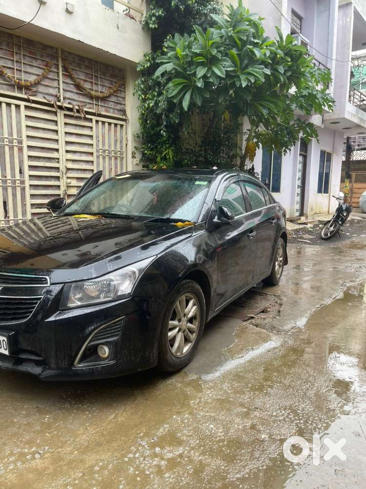 Fully Automatic Gear And Well Maintained Car With No Straches Top Not