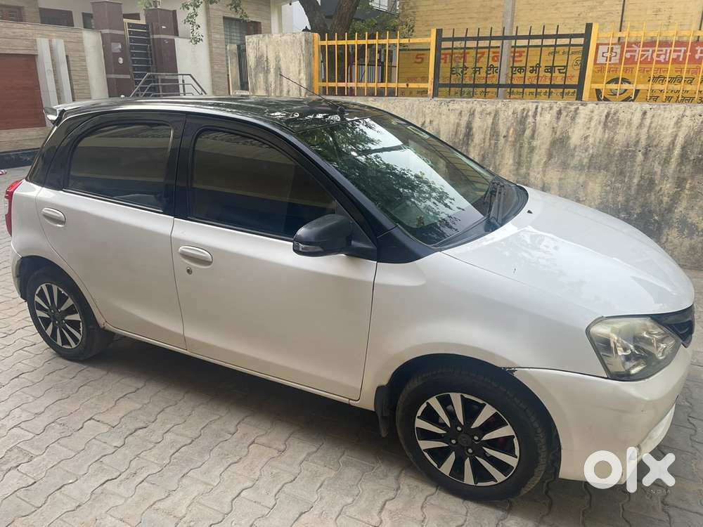 Toyota Etios Liva V Limited 2015