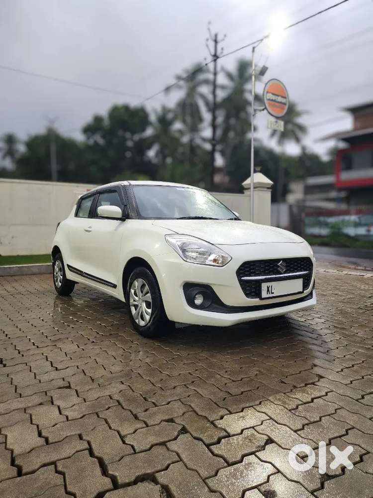 2021 Suzuki Swift Vxi,second Owner,company Service
