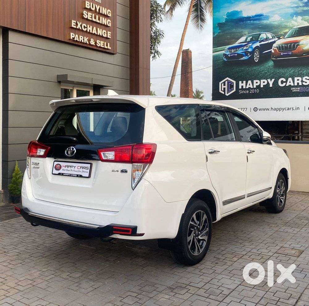 Toyota Innova Crysta 2.4 G Mt, 2024, Diesel