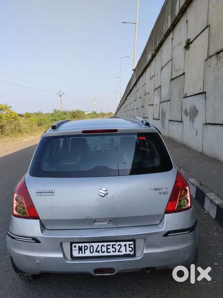 Maruti Suzuki Swift 2010-2011