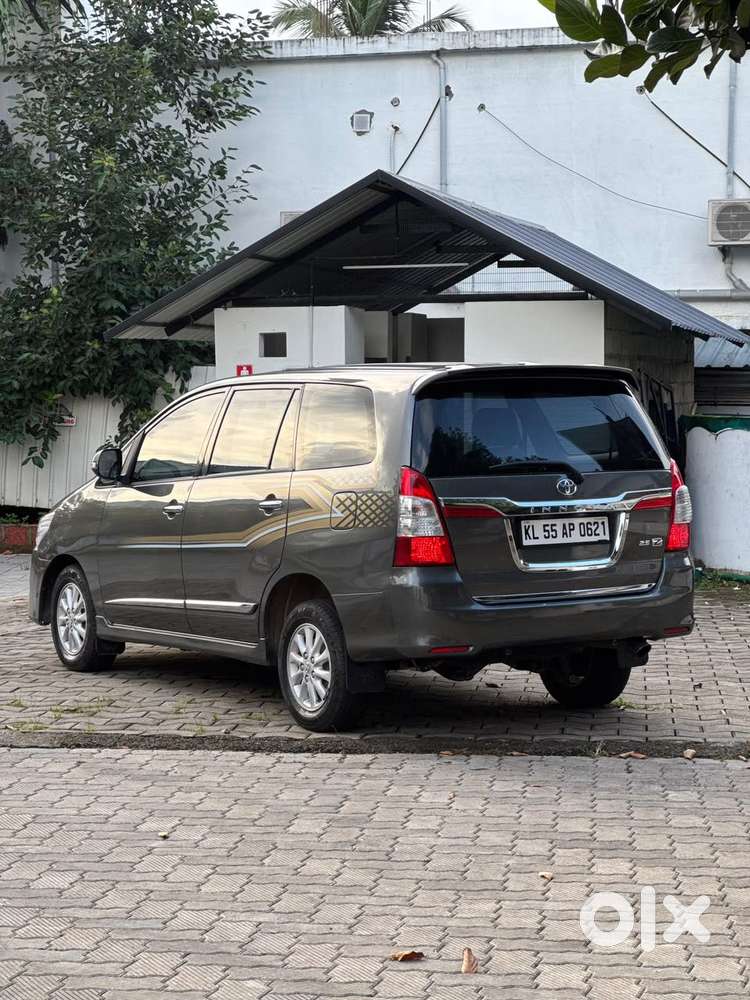 Toyota Innova 2.5 Z Diesel 7 Seater, 2015, Diesel