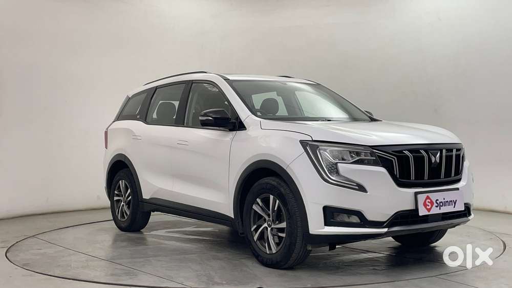 Mahindra Xuv700 2.0 Ax 5 Petrol At Str, 2022, Petrol