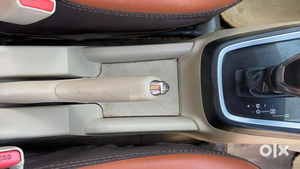 Maruti Suzuki Swift Dzire Amt Zxi, 2018, Petrol
