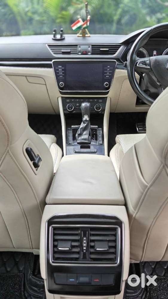 Skoda Superb 2.0 L&k Tsi At, 2020, Petrol