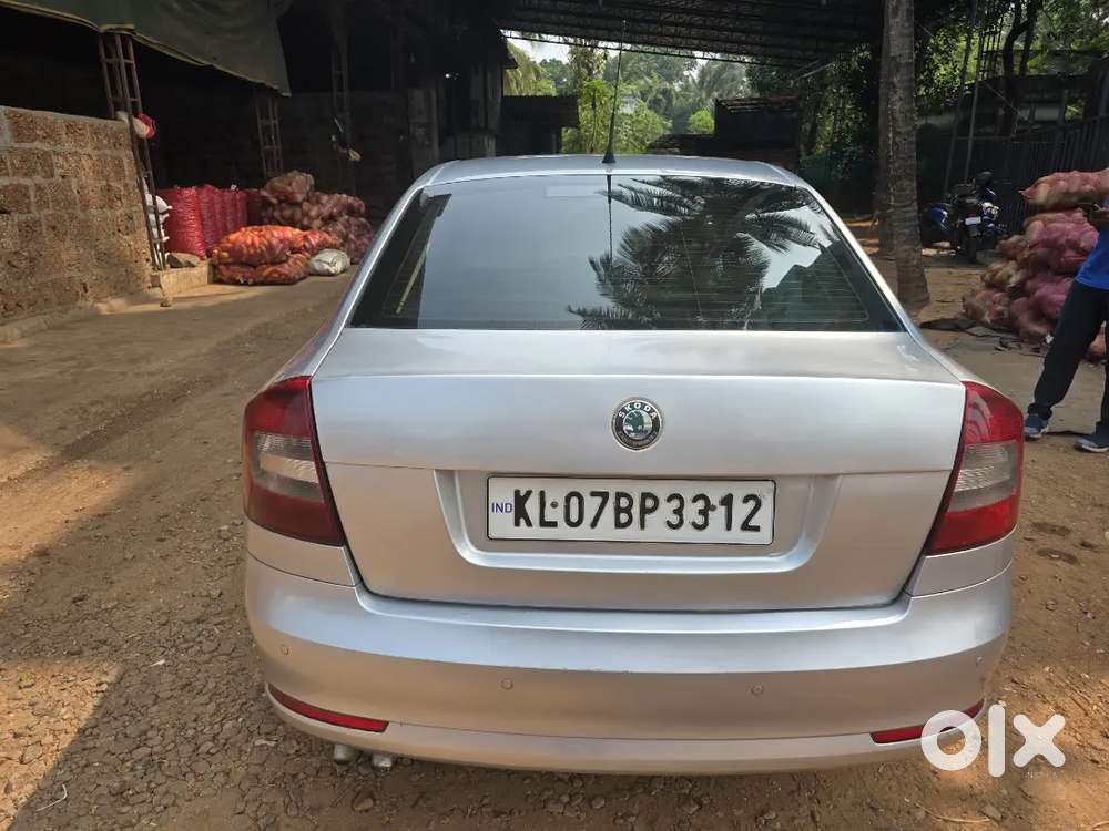 Skoda Laura 2010 Diesel 207000 Km Driven