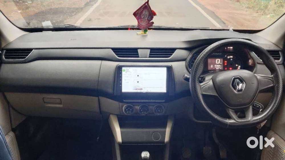 Renault Triber Rxl, 2022, Petrol
