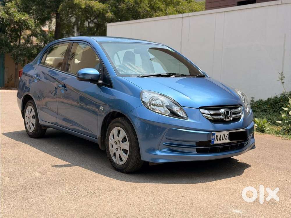 Honda Amaze 2015 Petrol 9500 Km Driven