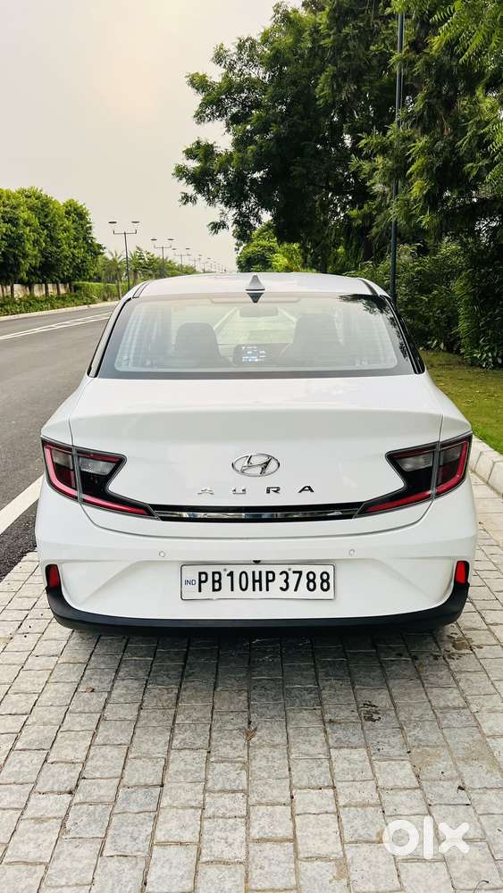 Hyundai Aura