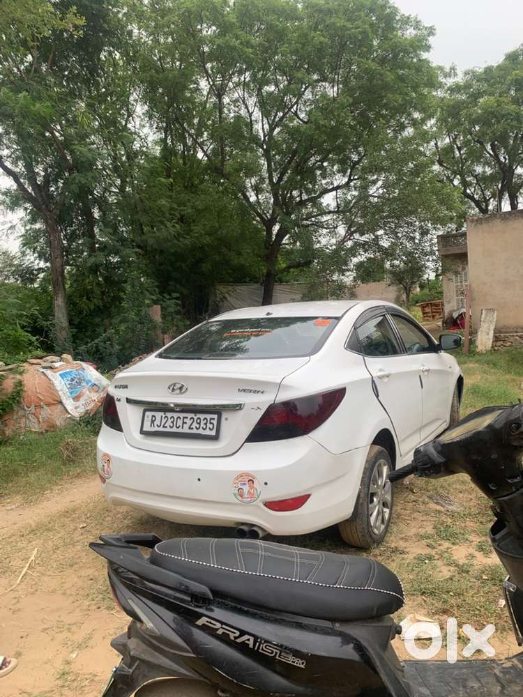 Hyundai Verna Diesel Manual 2014