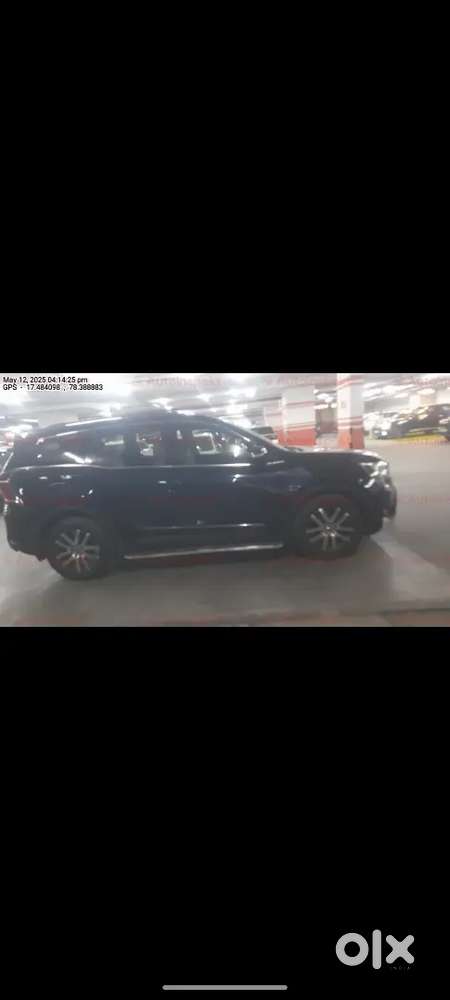 Mahindra Xuv700 2022 Petrol Good Condition( Ts07ja8055)