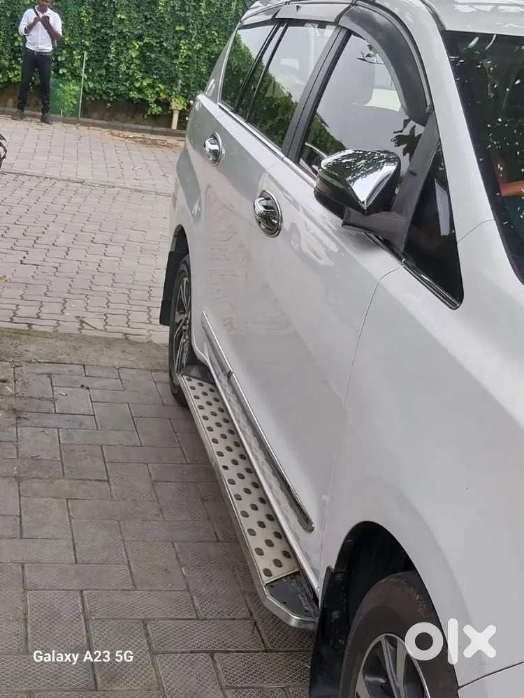Toyota Innova Crysta 2021 Diesel 248000 Km Driven