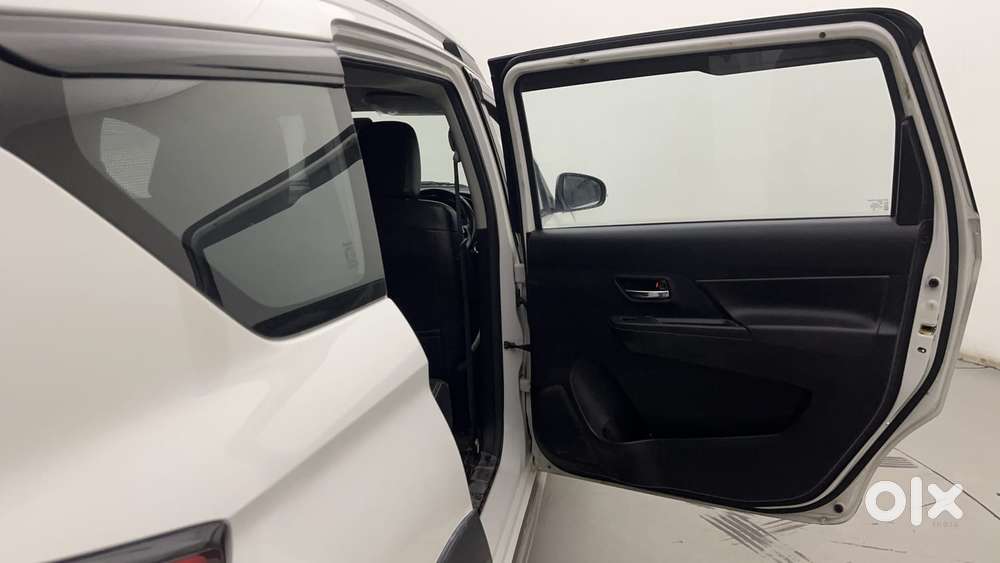 Maruti Suzuki Xl6 1.5 Alpha At, 2021, Petrol