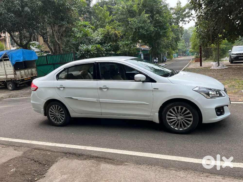 Ye Car Bechna Hai