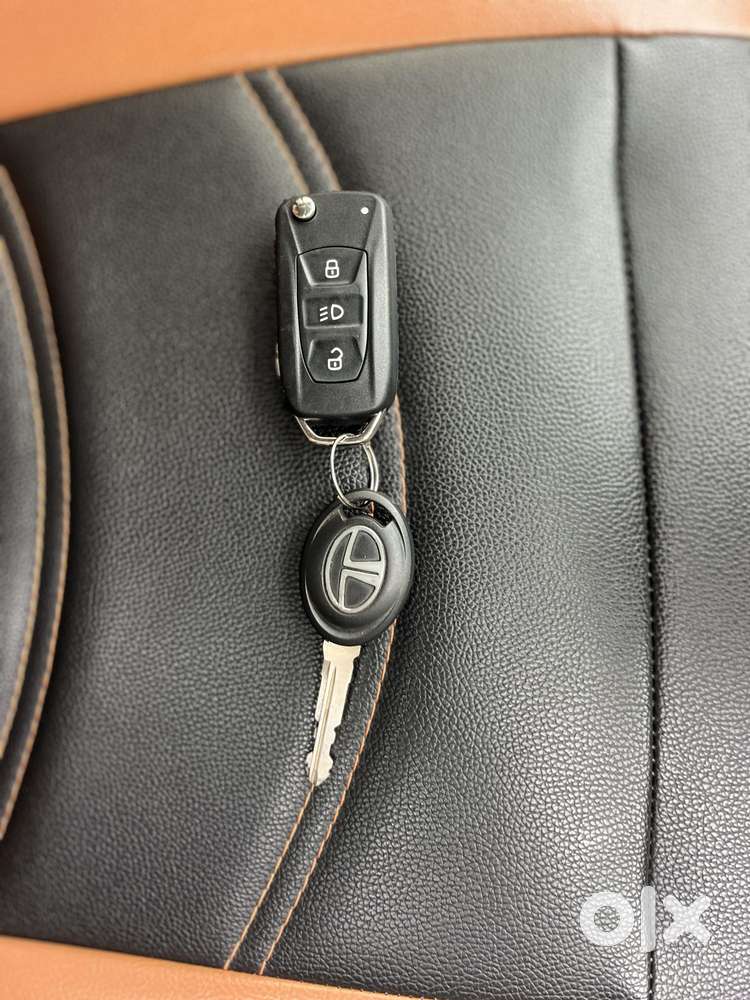 Tata Tiago Xz, 2016, Petrol
