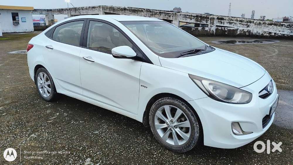 Hyundai Verna Fluidic 1.6 Vtvt Sx Opt, 2012, Petrol
