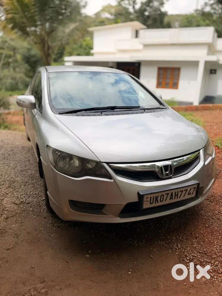 Honda Civic Petrol 2011 80000 Km