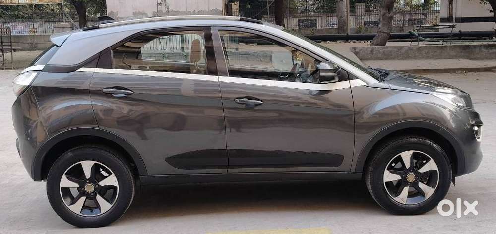 Tata Nexon 1.2 Revotron Xza Plus Dualtone, 2018, Petrol