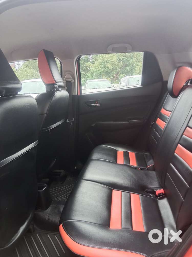 Maruti Suzuki Swift Vvt Zxi, 2018, Petrol