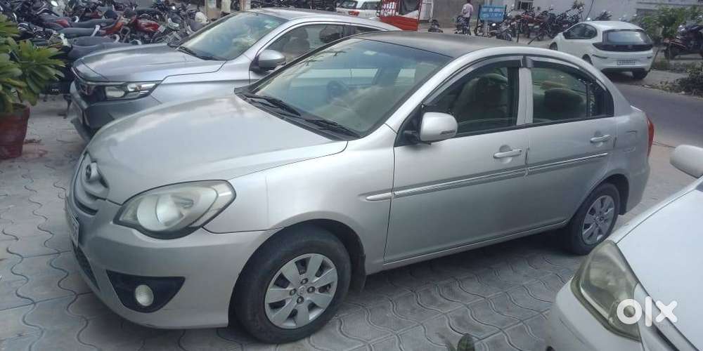 Hyundai Verna 2010 Diesel 174000 Km